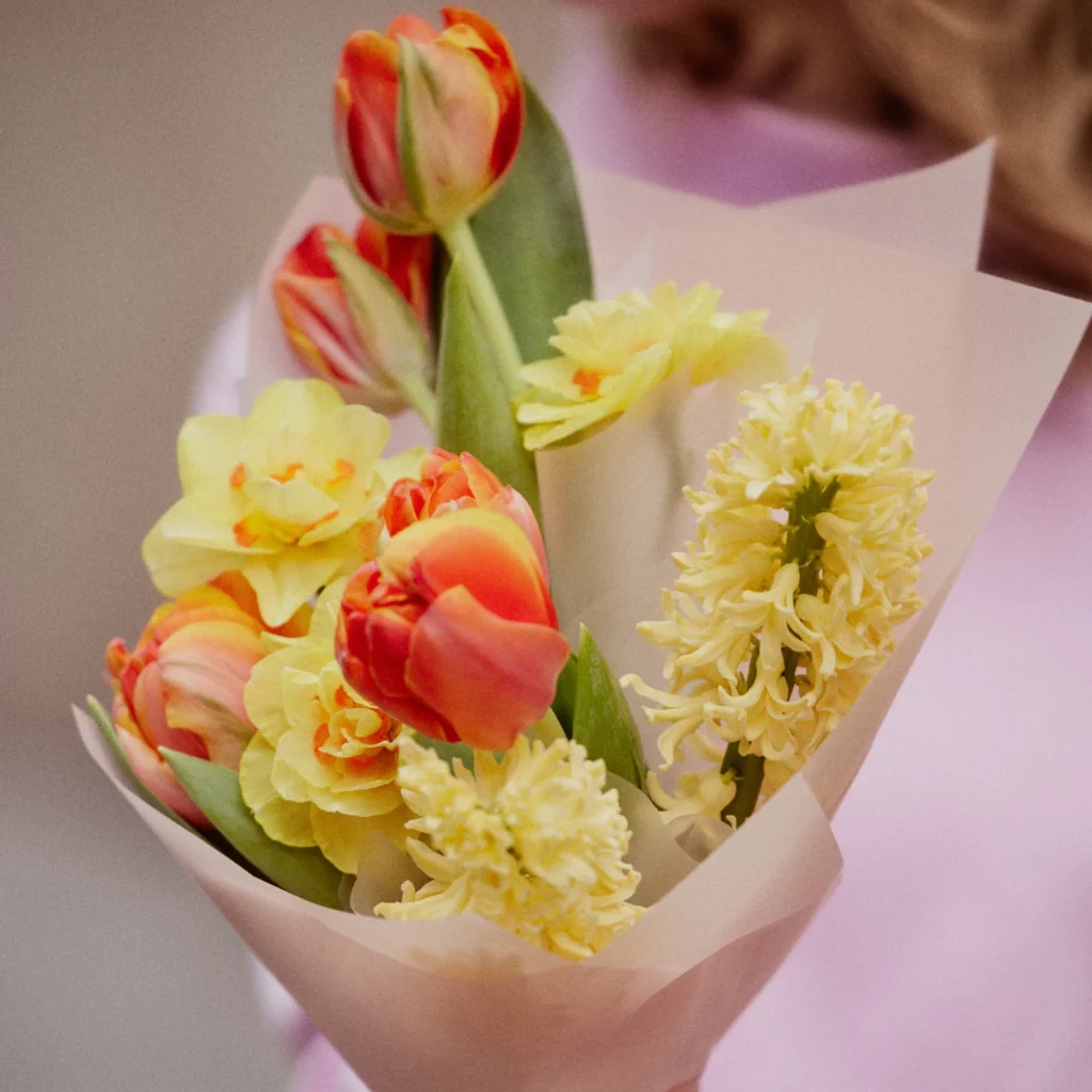Spring Bouquet in Yellow Shades, product image 4