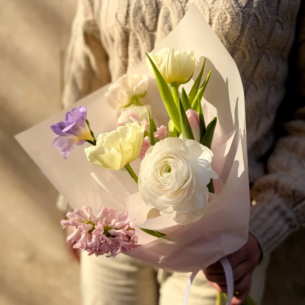 Tavaszi csokor pasztell árnyalatban, termékkép 3